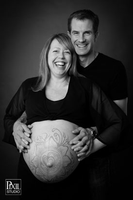 Maternity Photography at Pixil Studio Denver henna bump2