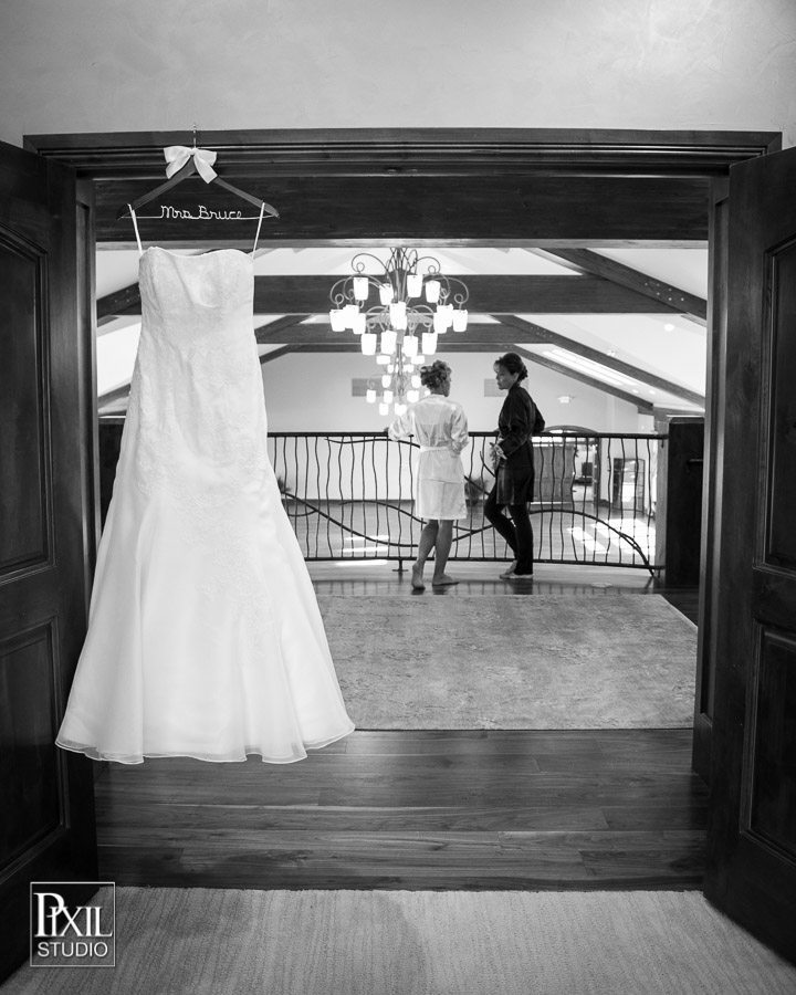 Cielo at Castle Pines wedding photographer